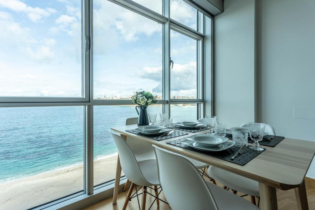 شقة Vivienda Con Increibles Vistas A La Playa De Riazor آكورونيا المظهر الخارجي الصورة